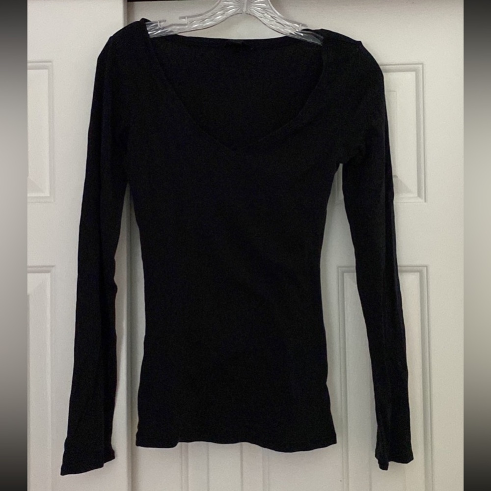 Women’s black long sleeve